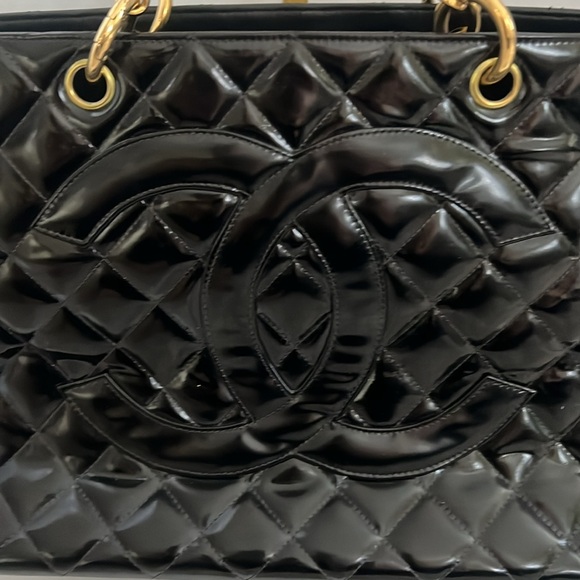 Chanel timeless quilted tote - Picture 3 of 13